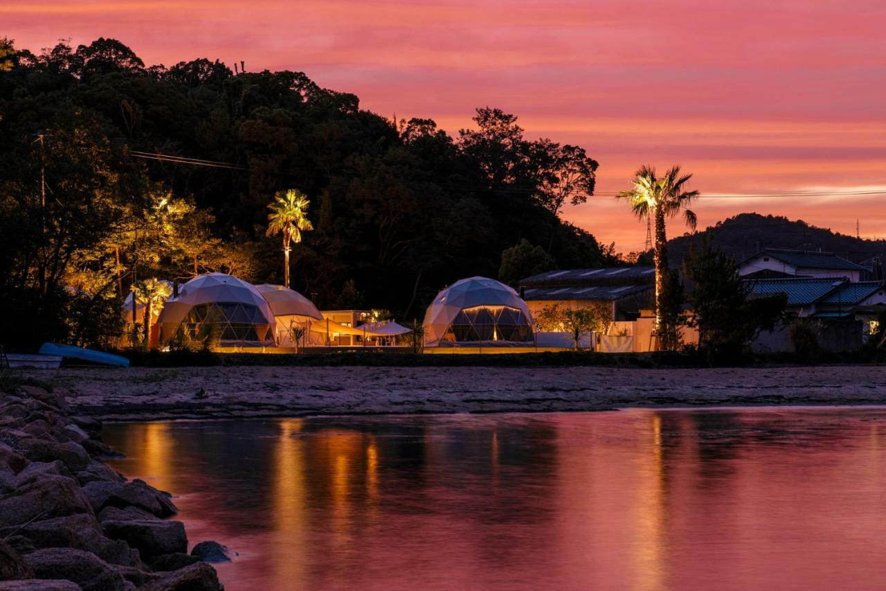 Sana Mane Hotel Naoshima Buitenkant foto